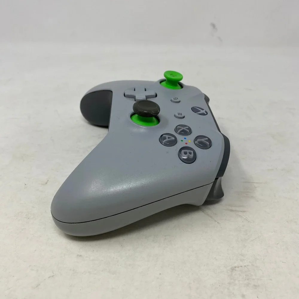 Microsoft Xbox One Wireless Controller Model 1708‎ Grey Green Broken Left Stick